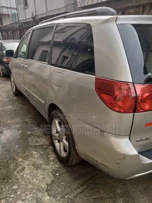 Toyota Sienna 2007 Silver