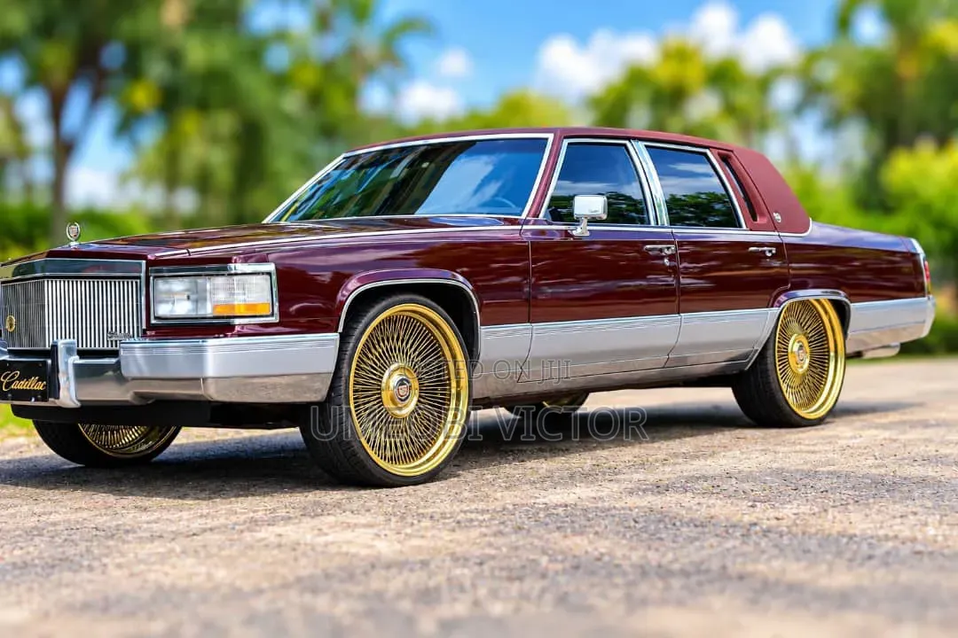 Cadillac Deville 1988 Red