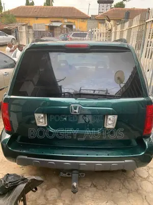 Honda Pilot 2004 Green