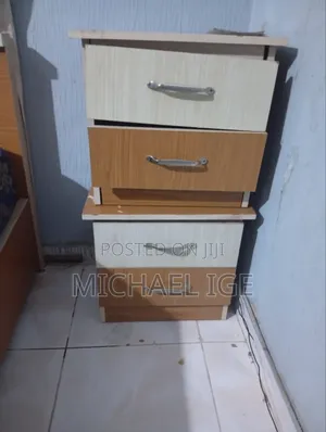 6by6 Bedframe,+2 Side Drawer+1 Dressing Mirror+12inches 6by6 Mattress