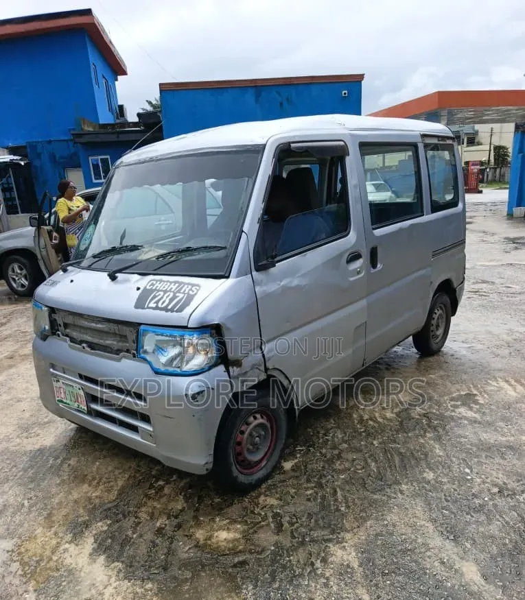 Suzuki APV Minibus 2007 Silver