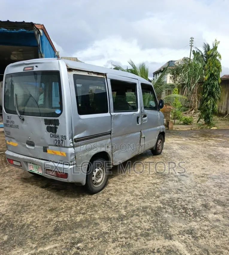 Suzuki APV Minibus 2007 Silver