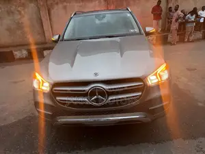 Mercedes-Benz GLE-Class 2020 Gold