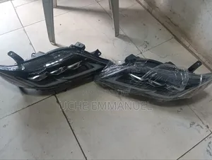 Headlight for Toyota Camry 3torch 2010 Model
