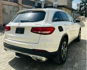 Mercedes-Benz GLC-Class 2017 White