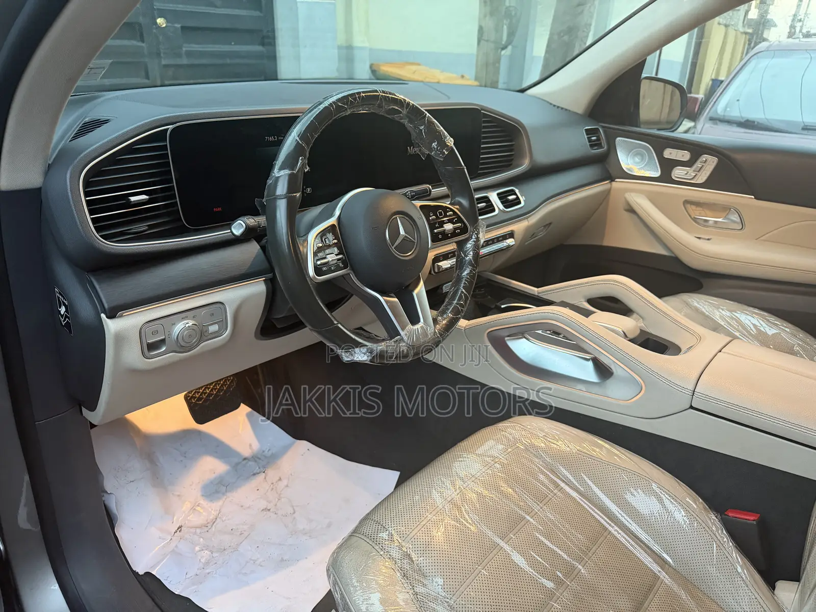 Mercedes-Benz GLE-Class 2020 Gold
