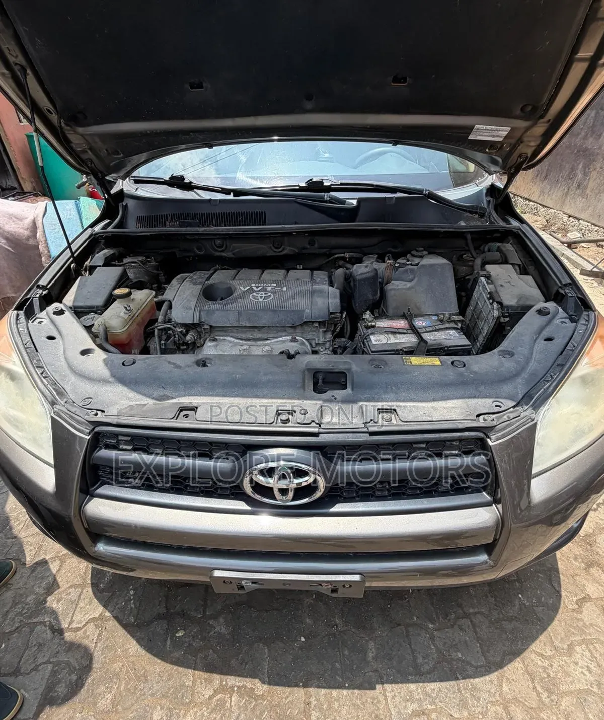 Toyota RAV4 2010 Gray