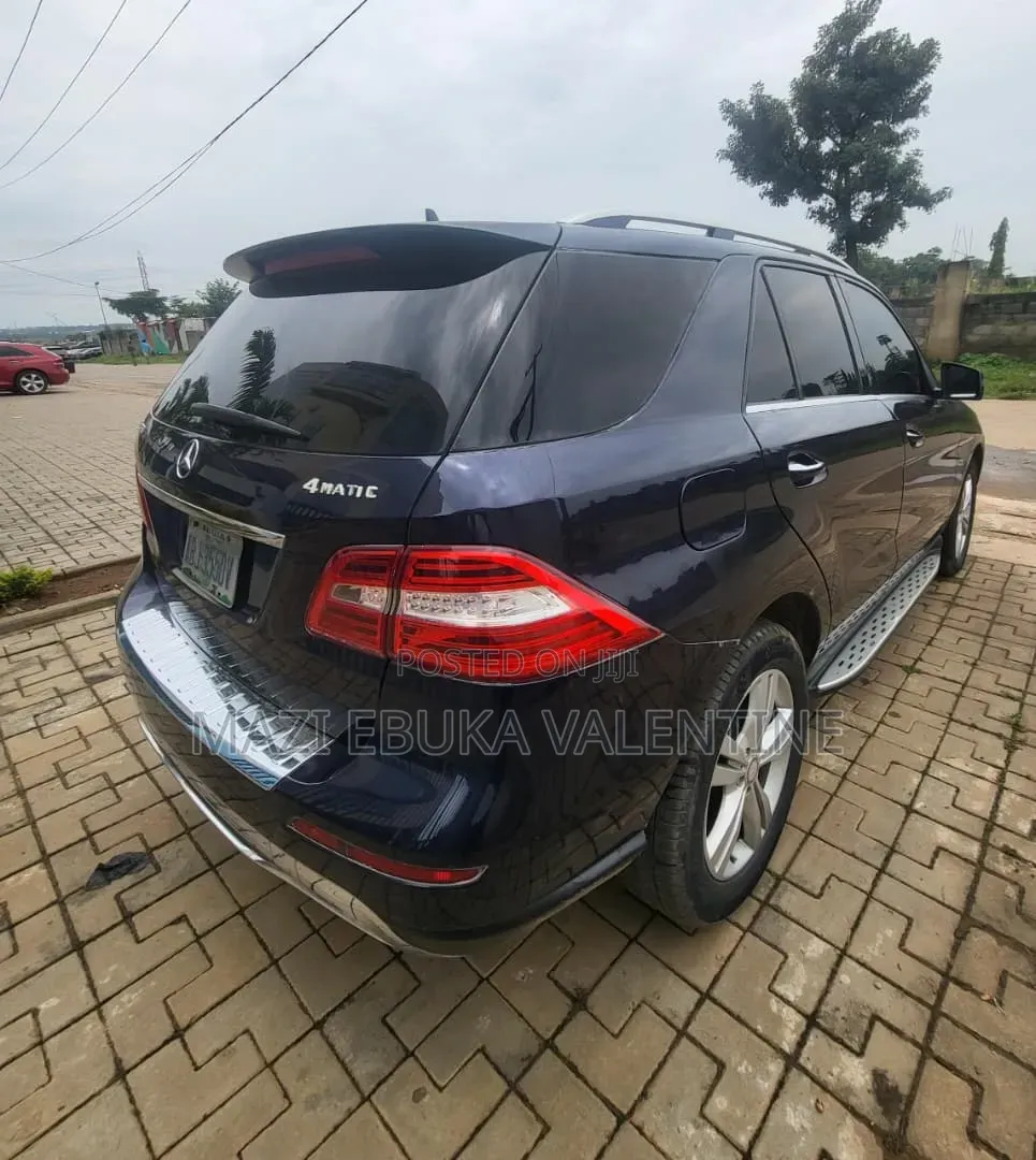Mercedes-Benz M Class 2013 Blue
