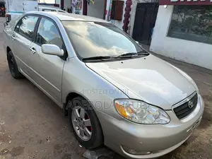 Toyota Corolla 2004 Silver