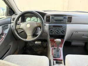 Toyota Corolla 2004 Silver