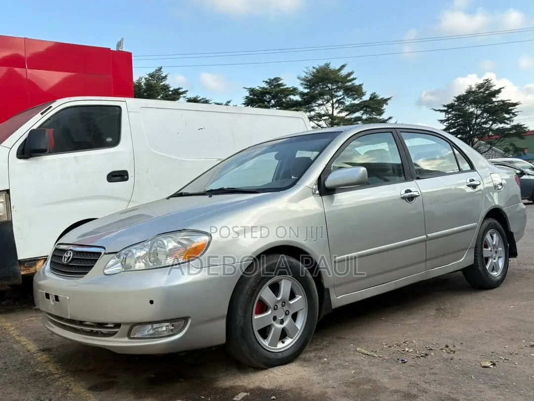 Toyota Corolla 2004 Silver