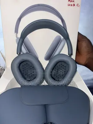 Open Box AirPod Max 2nd Gen