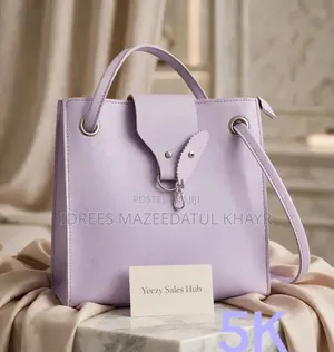 Affordable Luxurious Bags Available With Different Colors