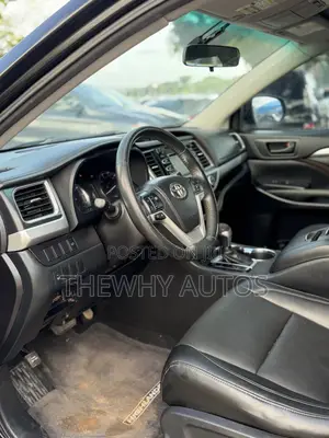 Toyota Highlander LE Plus 4dr SUV (3.5L 6cyl 6A) 2014 Black