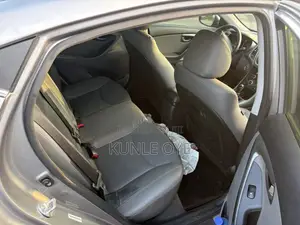 Hyundai Elantra Limited 4dr Sedan (1.8L 4cyl 6A) 2014 Gray