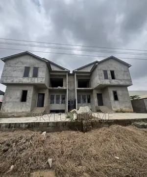 4bdrm Duplex in Gwarinpa for sale