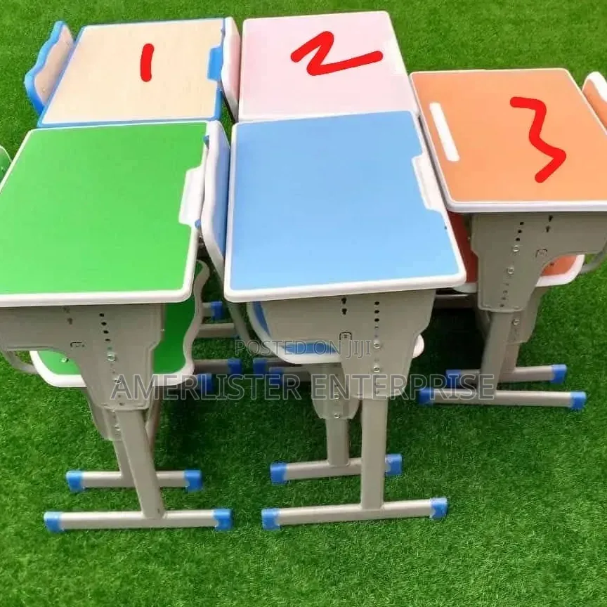Student Reading Table and Chairs