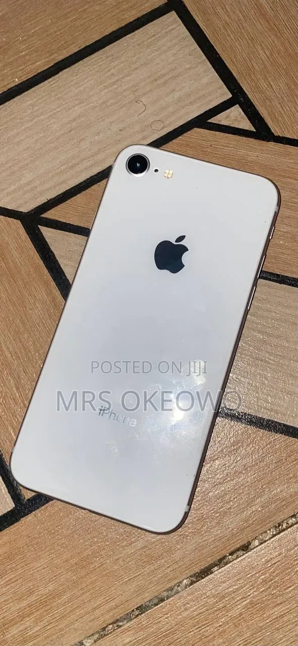 Apple iPhone 8 256 GB White