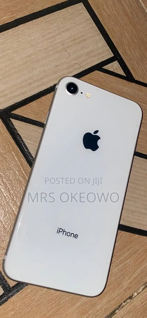 Apple iPhone 8 256 GB White