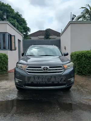 Toyota Highlander 2012 Gray