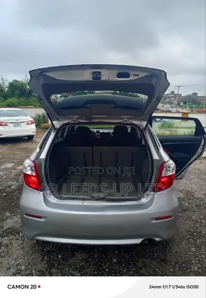 Toyota Matrix 2010 Silver