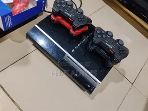 Neatly Used PS3 Game With 4pads.