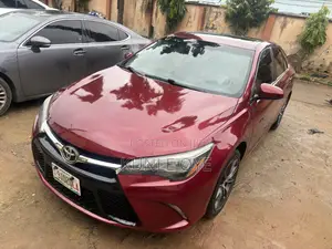 Toyota Camry XSE 4dr Sedan (3.5L 6cyl 6A) 2015 Burgundy