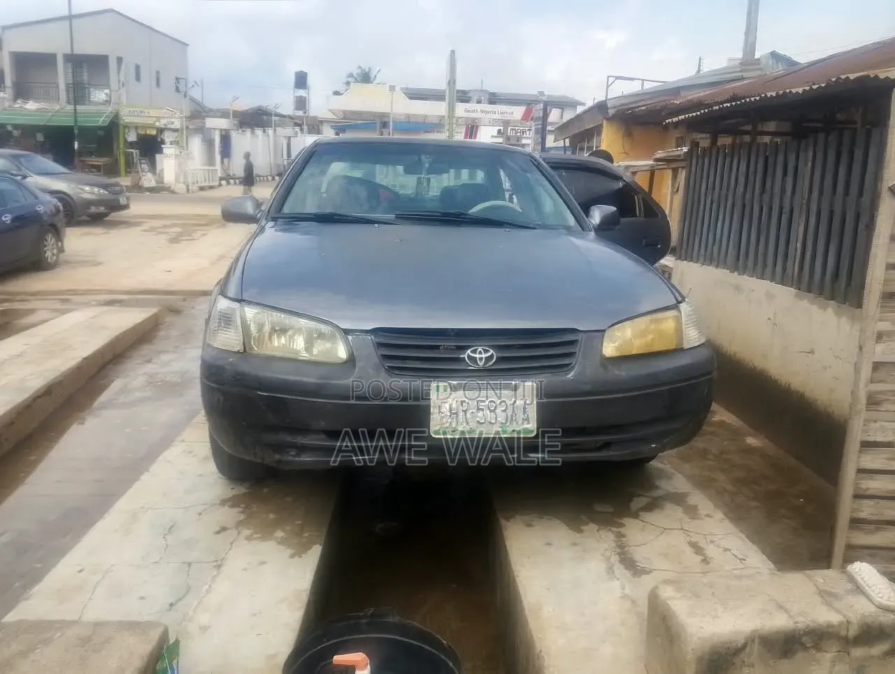 Toyota Camry 2001 Gray