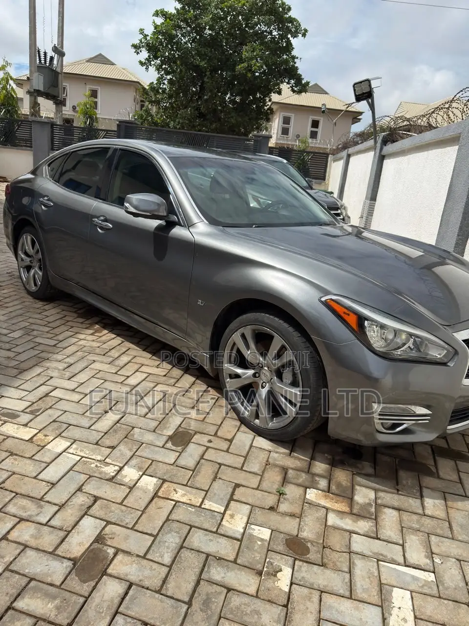 Infiniti Q70 2016 Gray