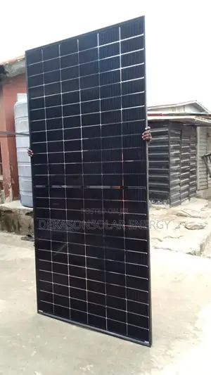 A Bt 750watts Much Available Grade Type Bifacial All Black