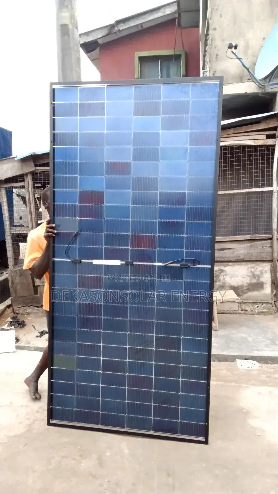 A Bt 750watts Much Available Grade Type Bifacial All Black
