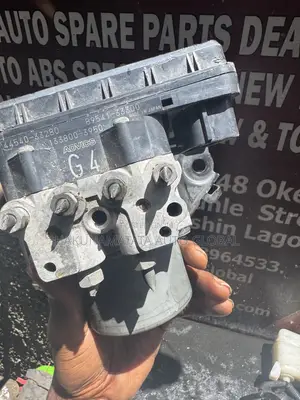 Lexus ES350 2013 ABS System Module and Pump Available