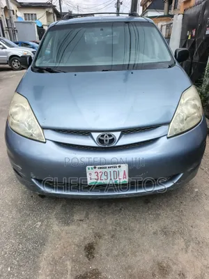 Toyota Sienna 2009 Blue
