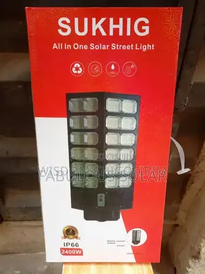 2400W Sukhig Solar Street Light (24 Eyes)