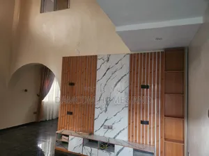 5bdrm Duplex in Idi Omo Barack Road, Ojoo for sale