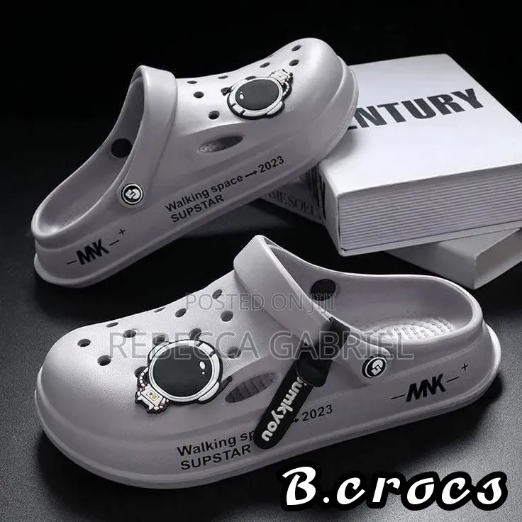 B.crocs Brand