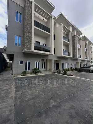 4bdrm Duplex in Utako for sale