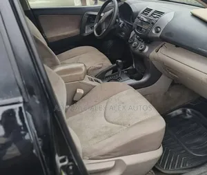 Toyota RAV4 2011 Black