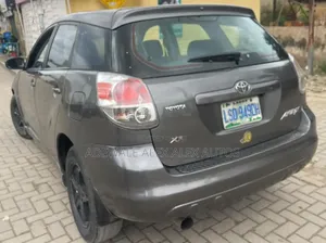 Toyota Matrix 2004 Gray