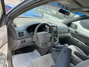 Toyota Sienna LE AWD 2006 Blue