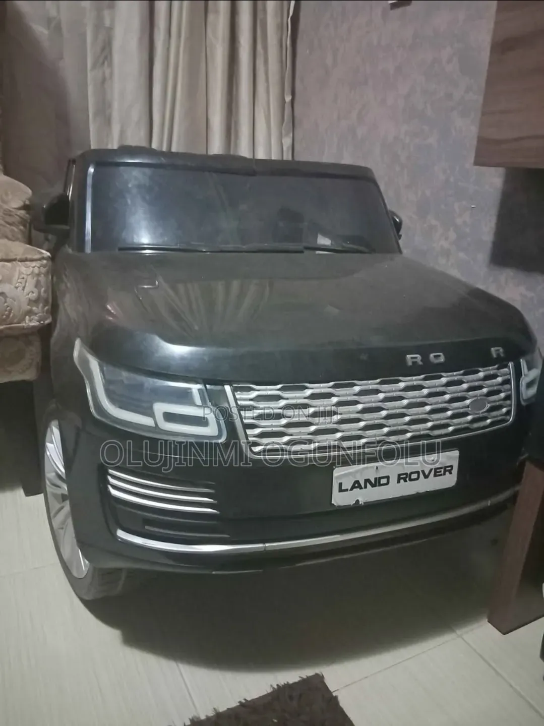 Range Rover Toy Car