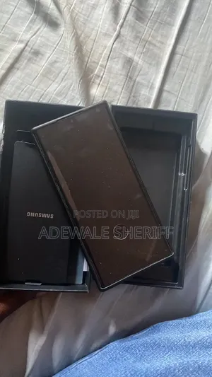 Samsung Galaxy S22 Ultra 5G 128 GB Black