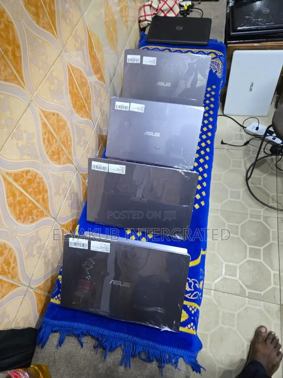 New Laptop Asus 8GB Intel Core i5 SSD 256GB