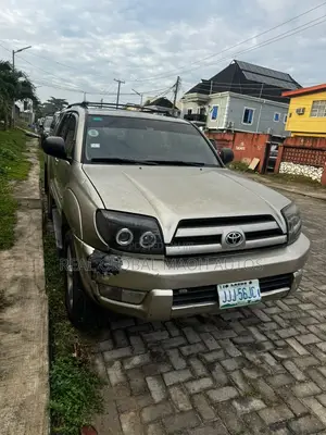 Toyota 4-Runner Limited V6 2005 Gold