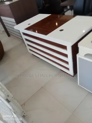 L-Shaped Executive Office Table 1.6 Meter