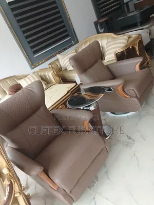 Quality Console Chair With Side Table
