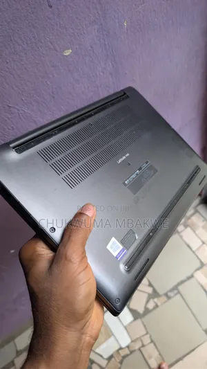 Laptop Dell Latitude 7400 8GB Intel Core i7 SSD 256GB