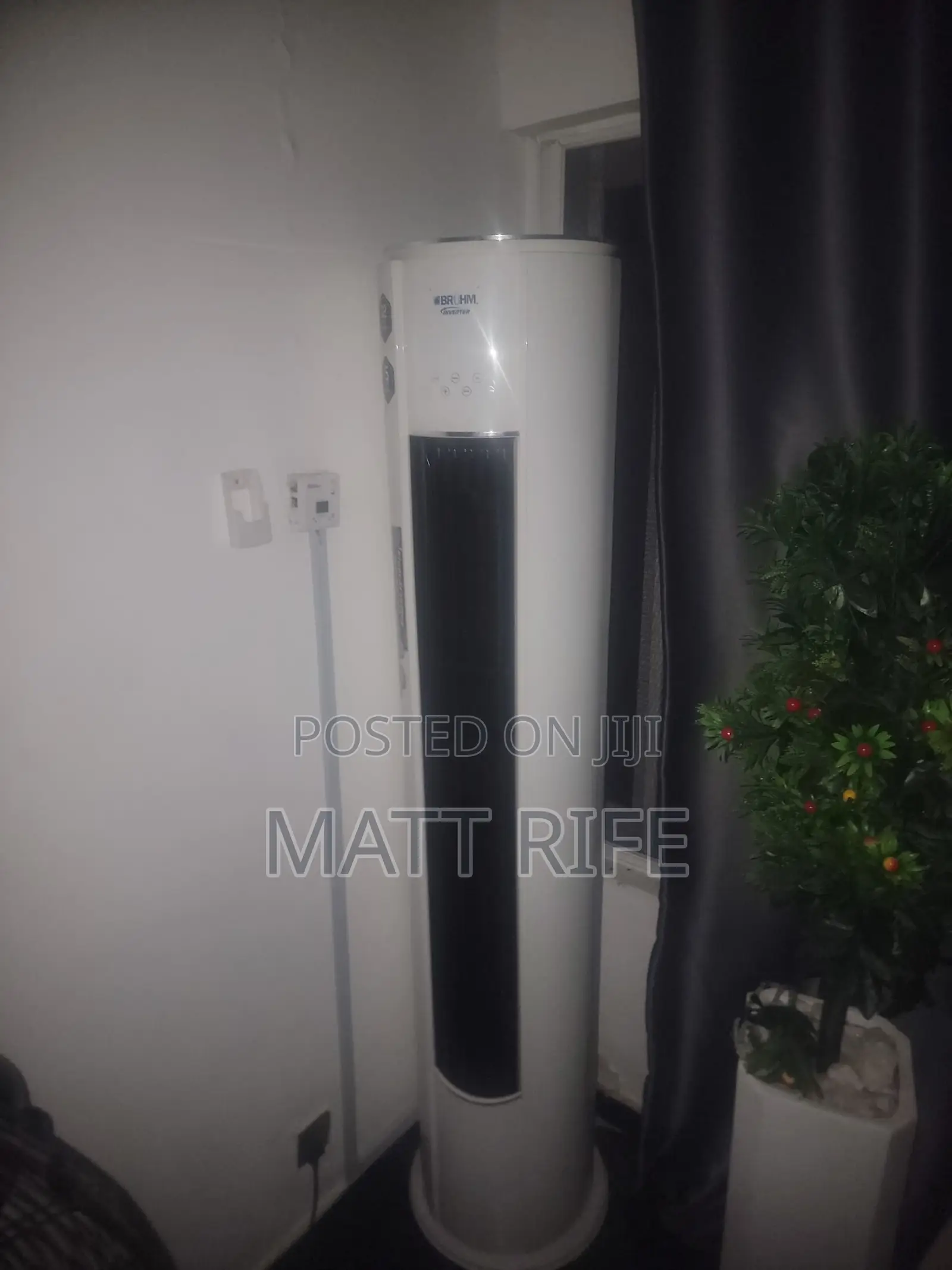 Standing AC Inverter