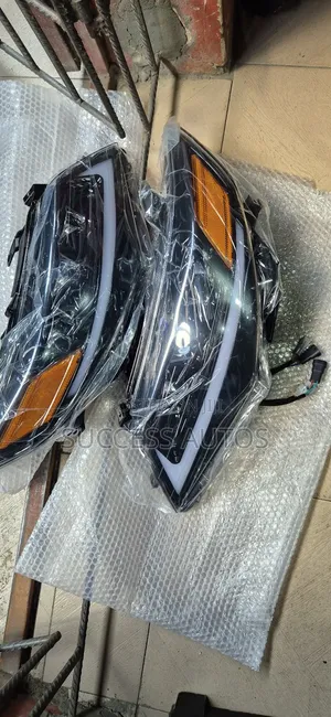 Head Lamp Camry 2012 3 Touch