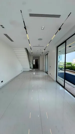 5bdrm Duplex in Cowrie Creek Estate, Ikate for rent